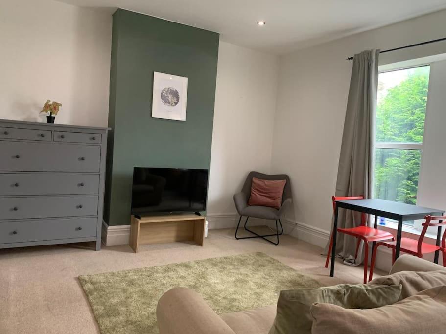 2 Double Bedroom Flat, Central Location Bristol Ngoại thất bức ảnh